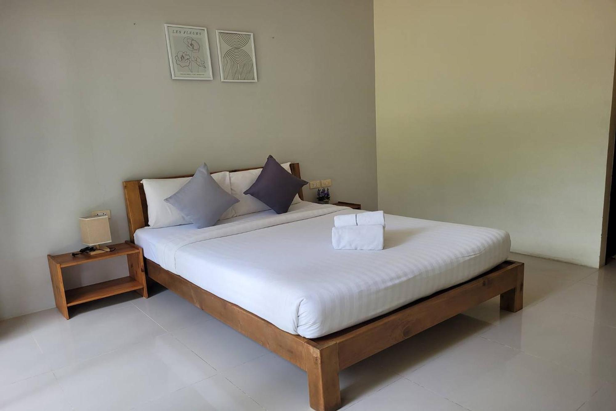 Snooze Inn Phuket - Free Shuttle To Bang Rong Pier Pa Khlok Extérieur photo